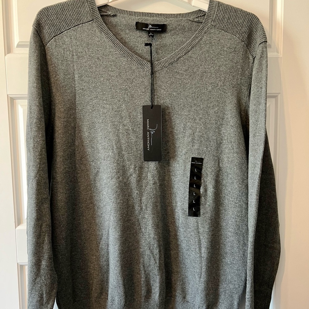 Marc Anthony Sweater L NWT